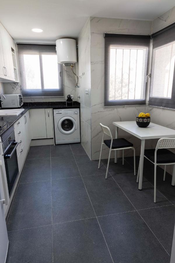 Apartamentos Maruja Roig 1 Playa Sur Peñíscola Buitenkant foto